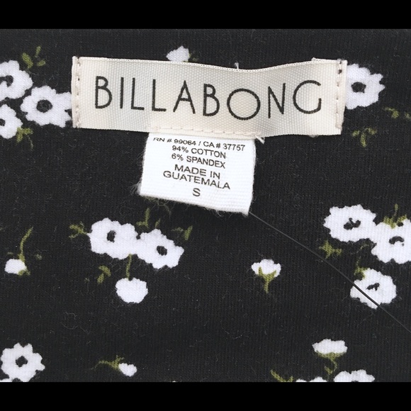 BILLABONG Mini Skirt Floral Print Black - Picture 2 of 4